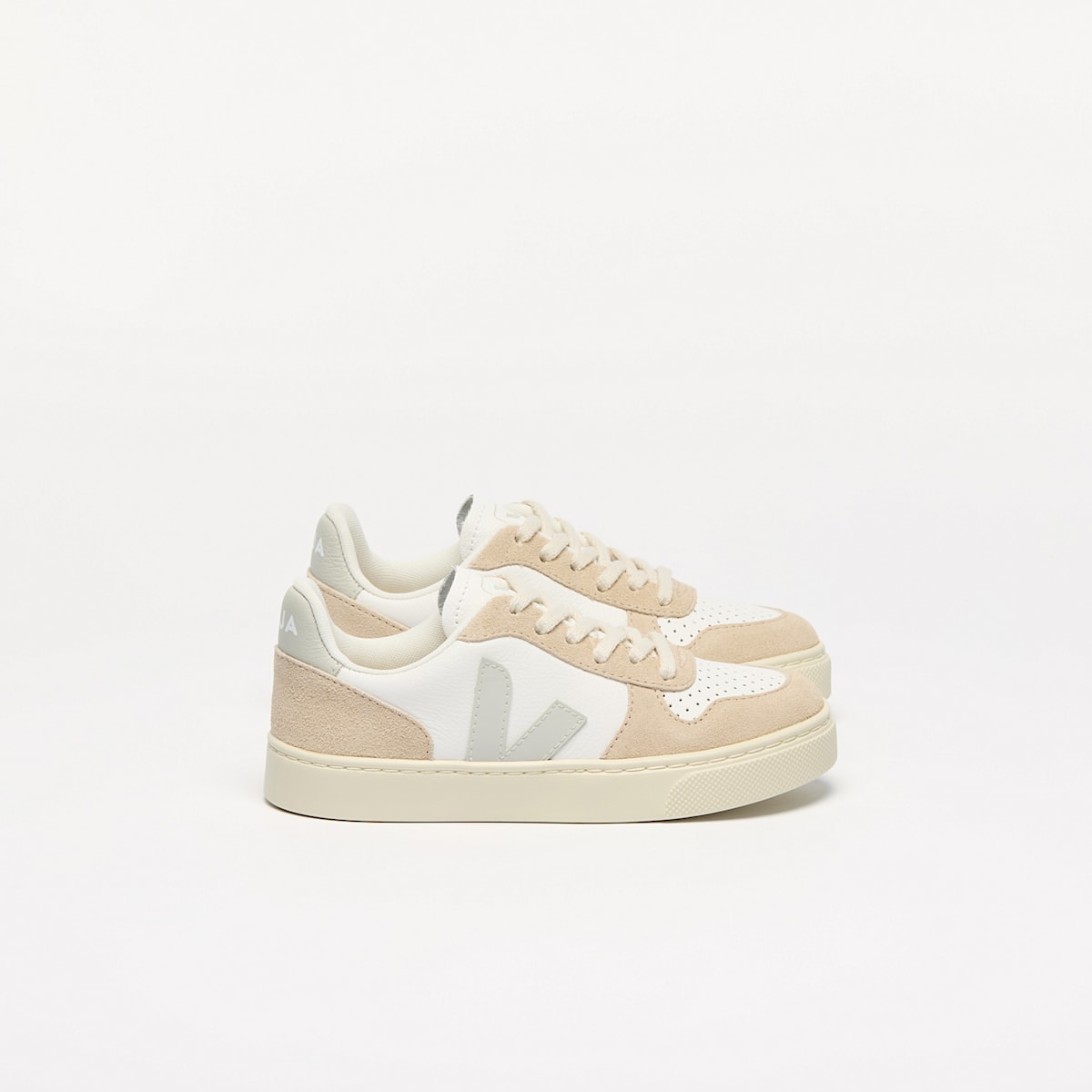 V-10 LEATHER WHITE NATURAL ALMOND